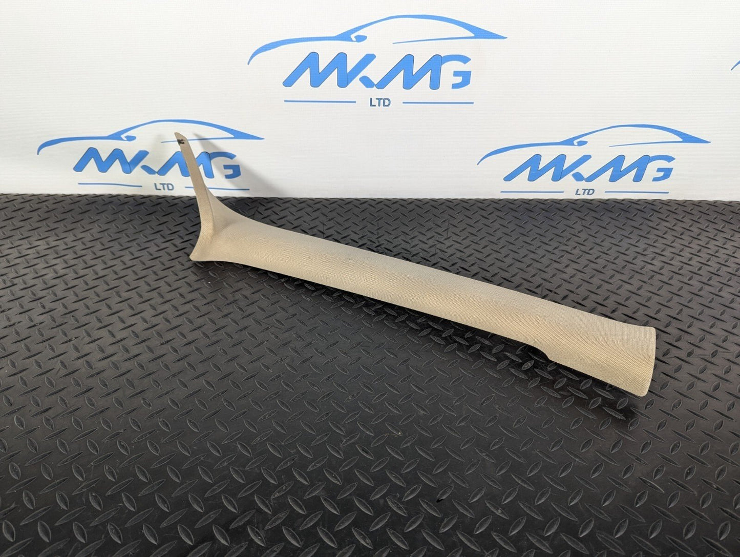 14-21 BMW 2 SERIES 218d GRAN TOURER F46 FRONT RIGHT DRIVER SIDE A-PILLAR TRIM