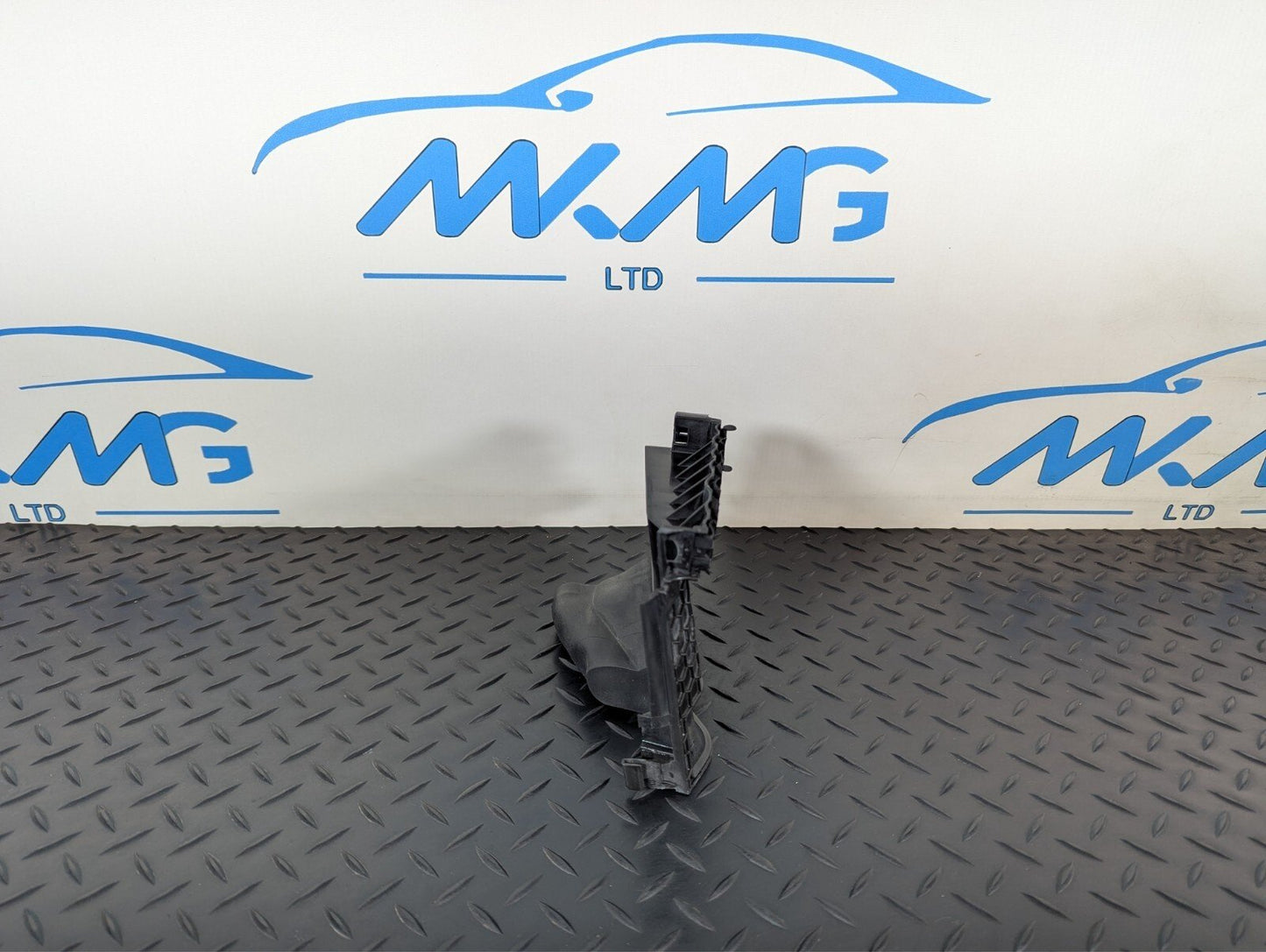11-19 MERCEDES ML W166 FRONT LEFT N/S ENGINE BAY INSULATION COVER A1666820123