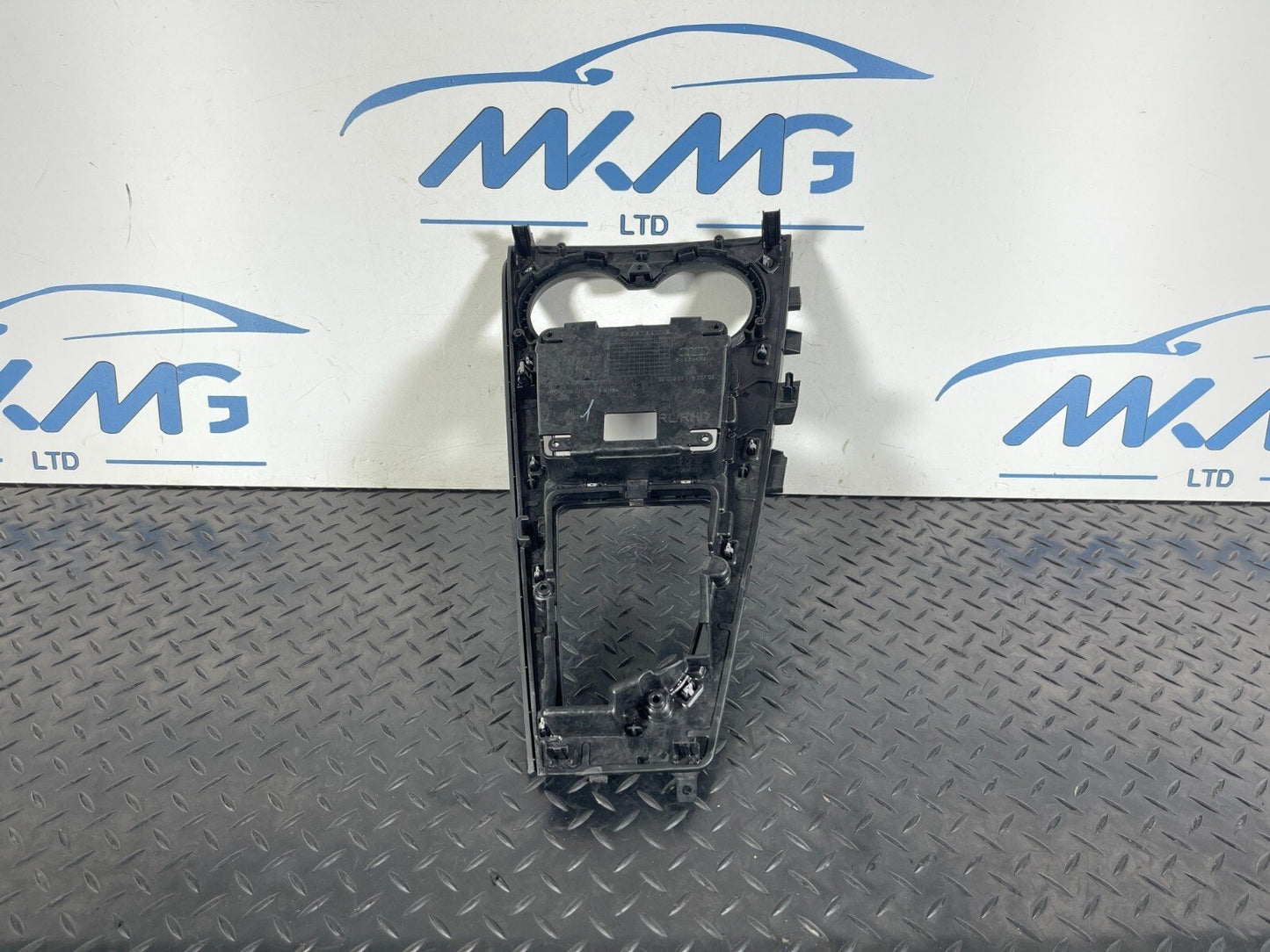 16-23 AUDI A5 F5 SPORTBACK S-LINE GENUINE CENTRE CONSOLE TRIM 8W2864261A