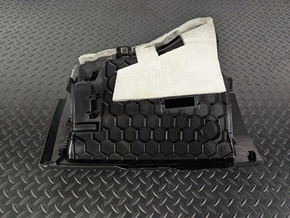 BMW 2 SERIES F22 M SPORT GENUINE DASHBOARD GLOVEBOX STORAGE COMPARTMENT 9227250