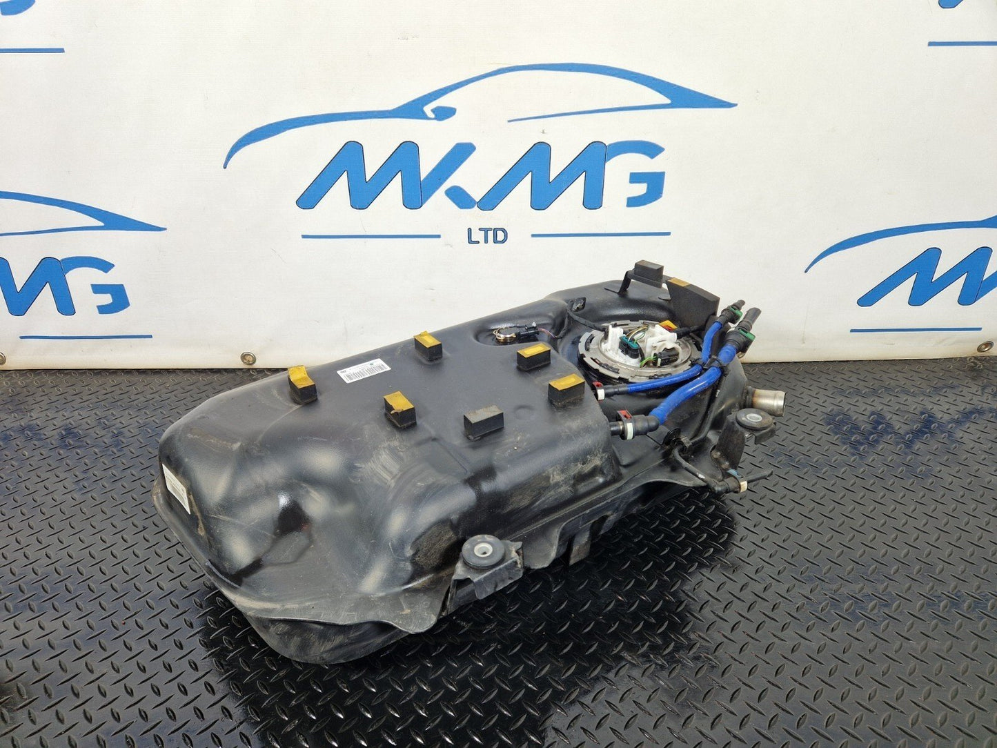 MERCEDES A CLASS EQ W177 V177 A250e PETROL HYBRID FUEL TANK A2474706704