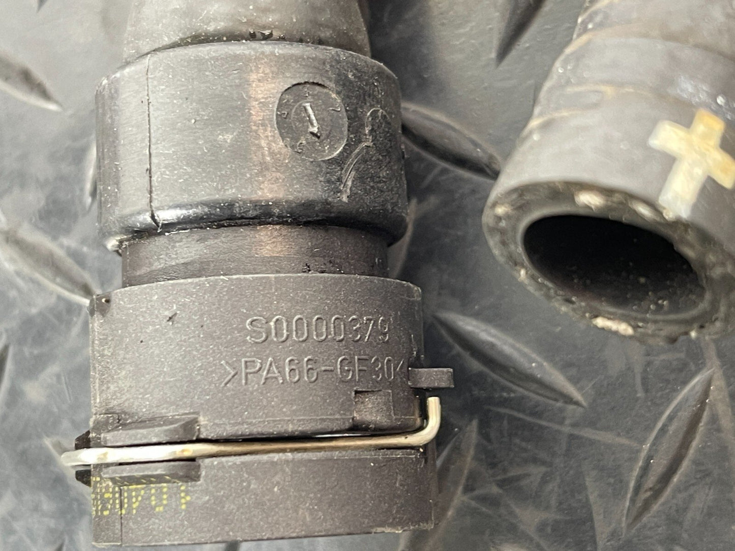2019-ON  LAND ROVER DISCOVERY L550 LCI Coolant Hose Pipe G4D39Y439CA
