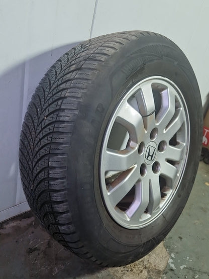 Honda CR-V MK2 (RD88) 16" Alloy Wheel with Tyre ~6mm 215/65/16