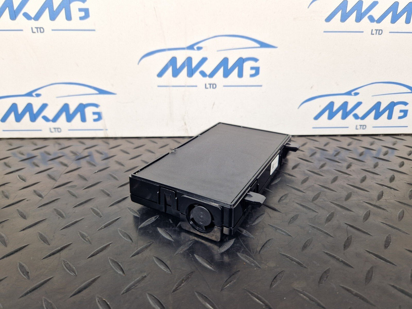 18-ON MERCEDES BENZ A CLASS W177 TELEMATIC CONTROL MODULE A1679008309