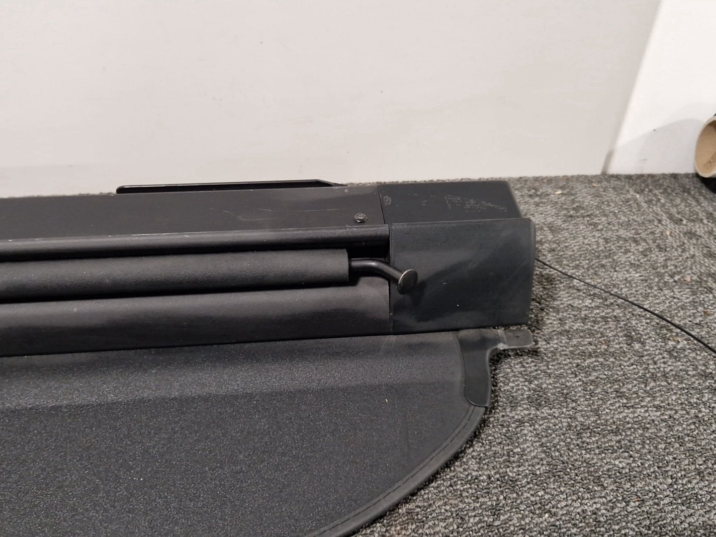 Mercedes-Benz C-Class W205 Genuine Parcel Shelf Load Cover Roller A2058106600