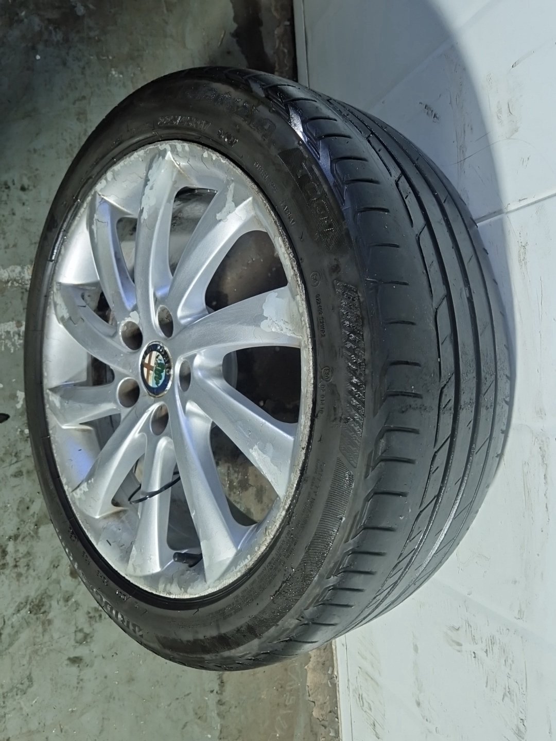Alfa Romeo Giulietta MK3 17" Alloy Wheel with Tyre ~6mm 225/45/17 156093270