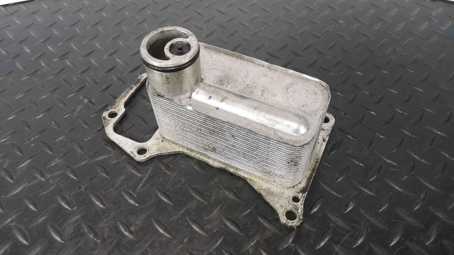 11-16 BMW F10 5-SERIES 530D DIESEL ENGINE GENUINE OIL COOLER 8512435