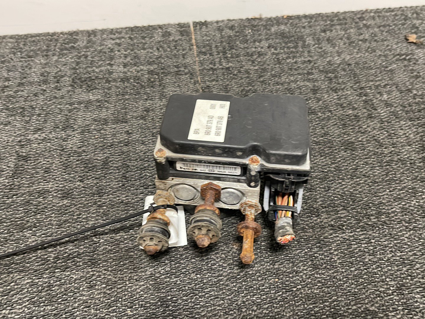 Seat Ibiza MK4 FL 6J 1.4L Petrol Genuine ABS Pump Control Module 6R0907379AD