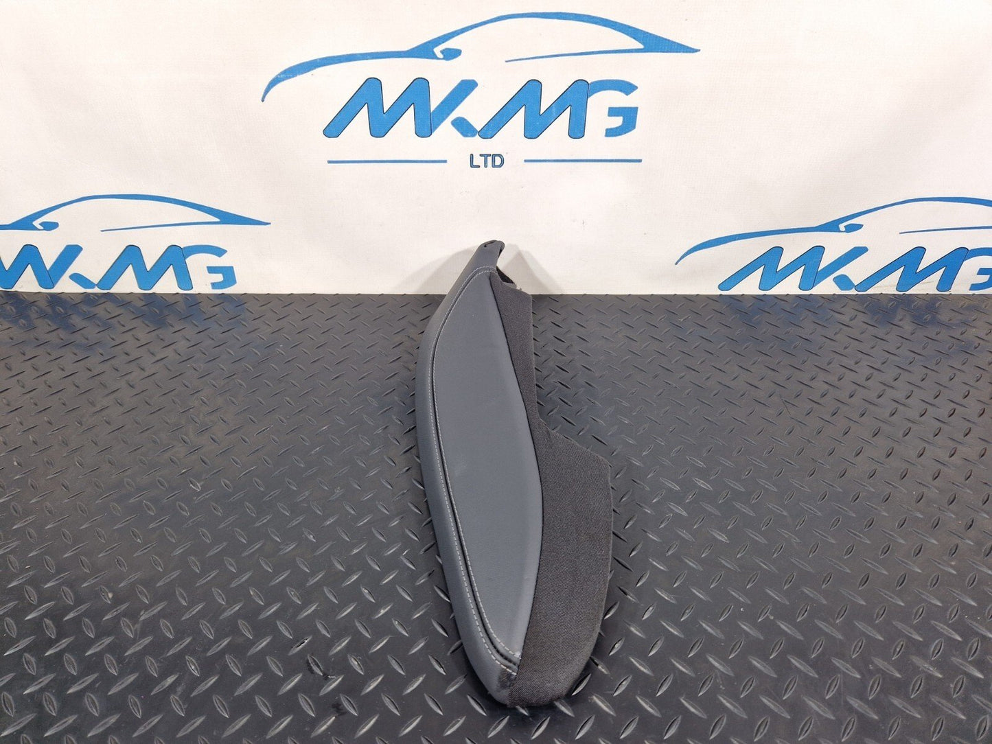 16-24 AUDI A5 F5 GENUINE AUDI A5 SEAT TRIM REAR LEFT 8W785703CGKU