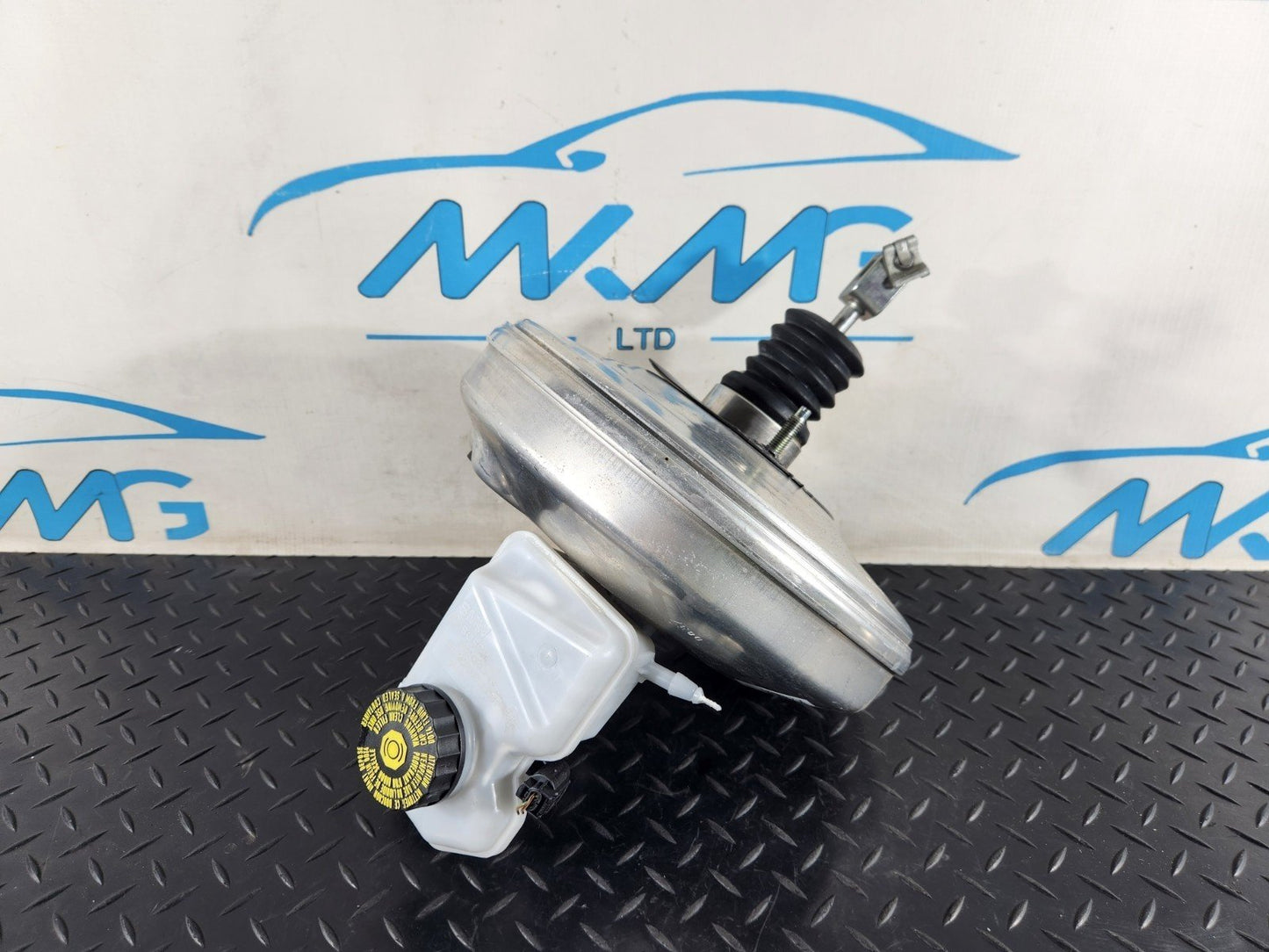 16-22 BMW X1 F48 Genuine Brake Servo Master Cylinder 6882812