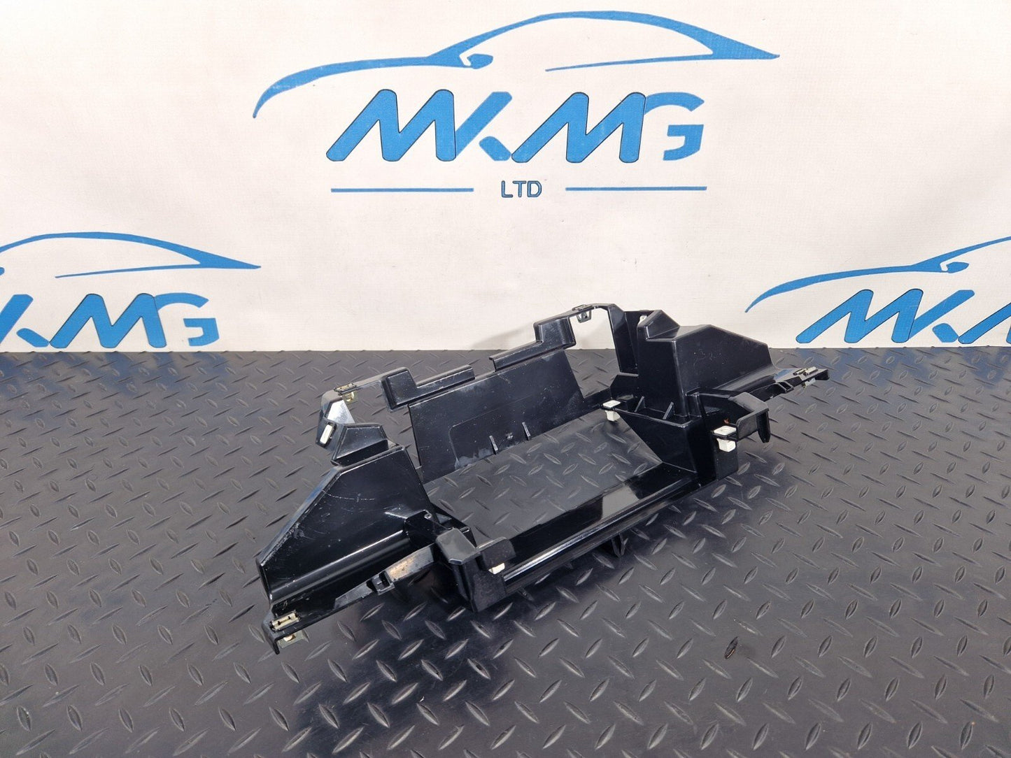2018-ON MERCEDES BENZ SPRINTER W907 2.2 CDI RADIO FRAME MERCEDES A9108270600