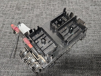 Vauxhall Astra MK6 (J) (A3400) Estate Genuine Under Bonnet Fuse Box 13368641