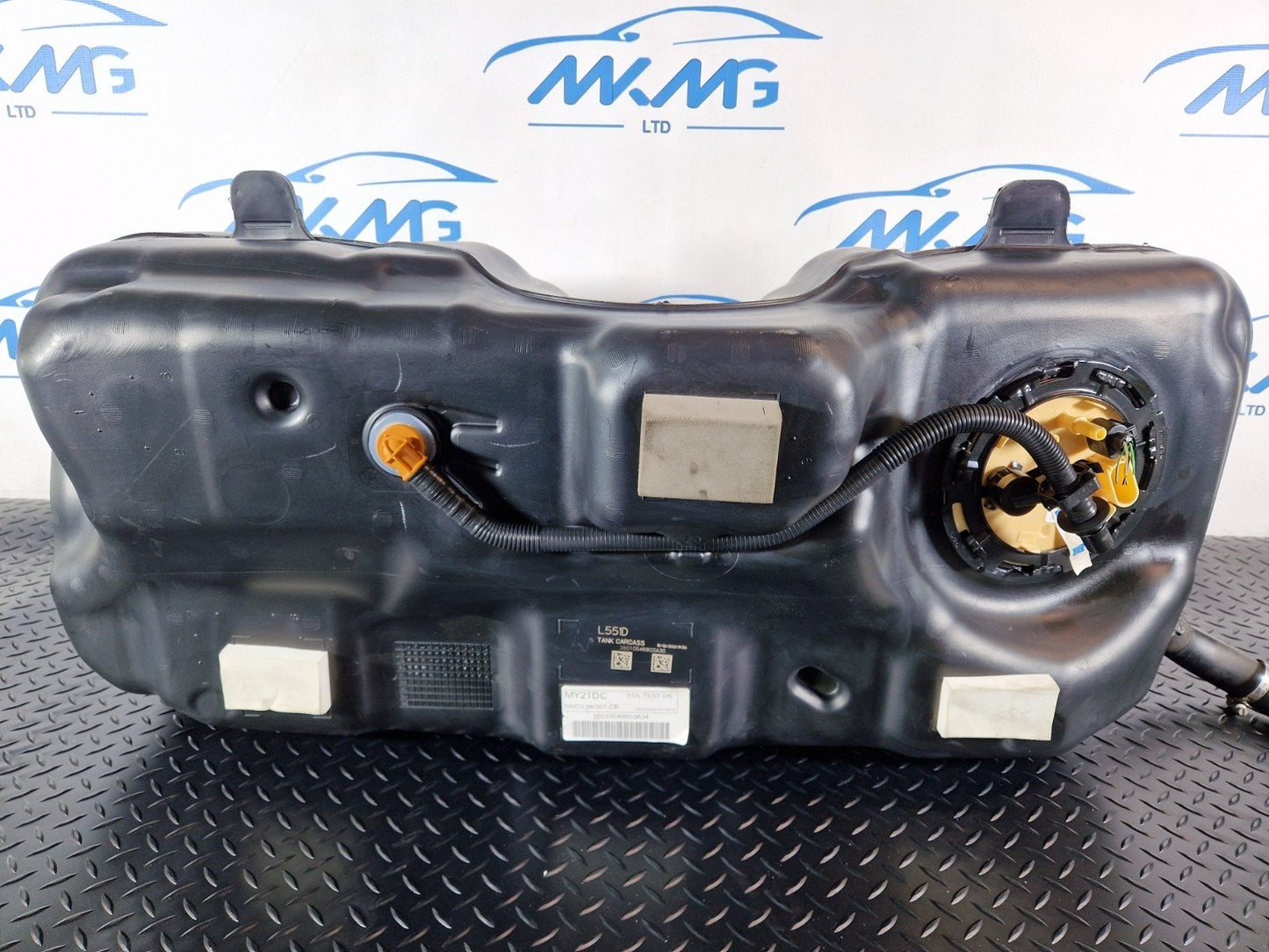 19-ON RANGE ROVER EVOQUE L551 DIESEL FUEL TANK K8D2-9K007 M8D29K007CB