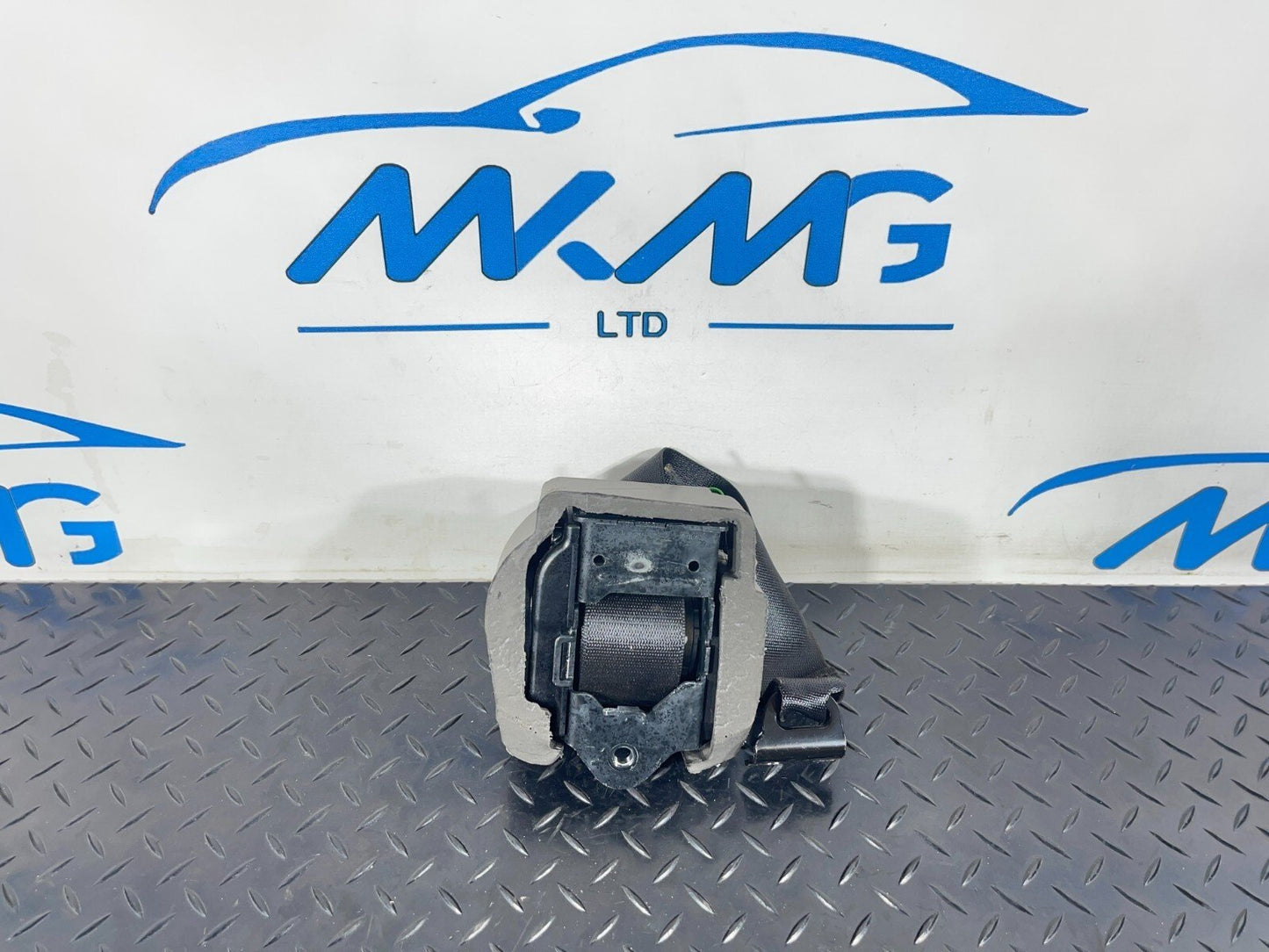 BMW 2 SERIES F44 GRAN COUPE SEAT BELT REAR RIGHT DRIVER SIDE 7488774