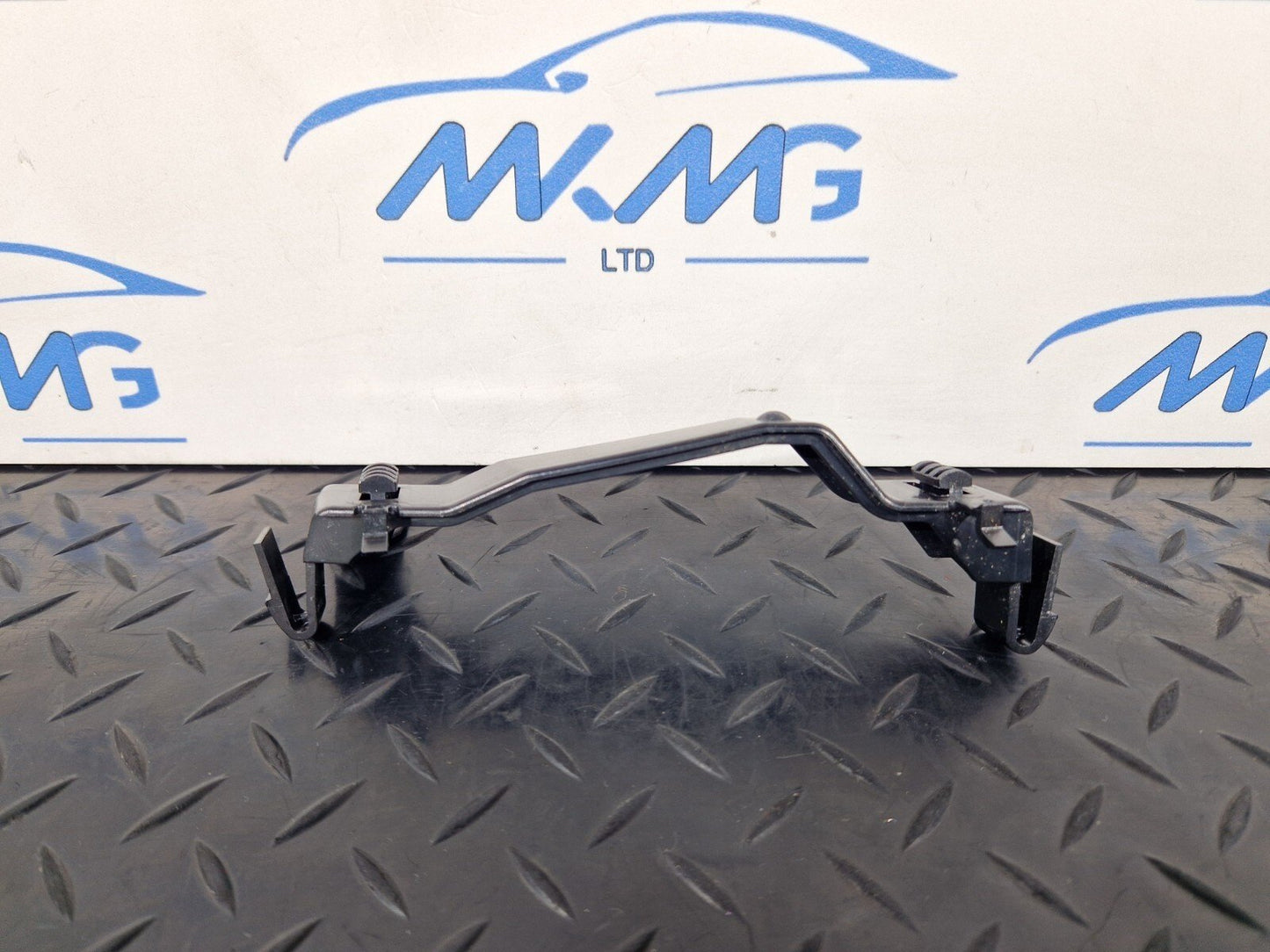 Audi Unknown Part Type 4G0867192