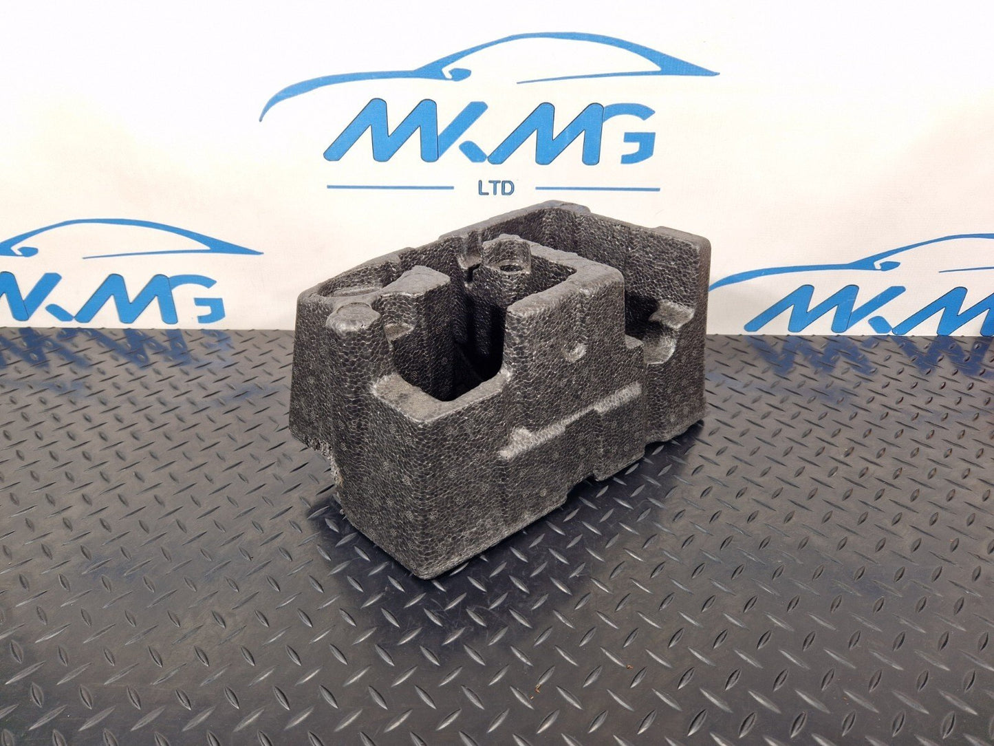 14-21 BMW 2 SERIES GRAN TOURER F45 F46 218D TOOL STORAGE FOAM HOLDER 6877568