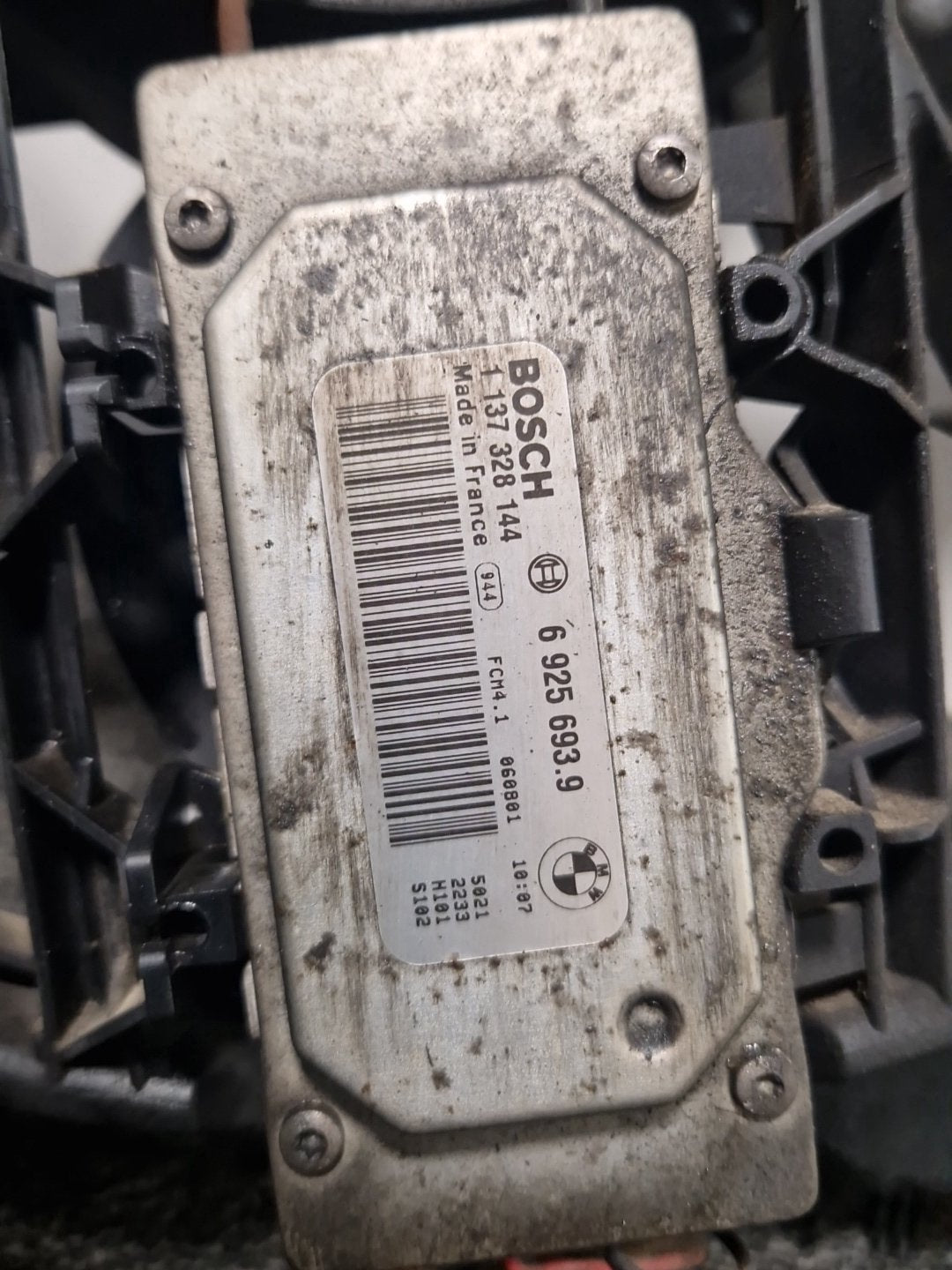 BMW 120i E87 Hatchback Genuine Cooling Radiator Fan 7563259 6925693