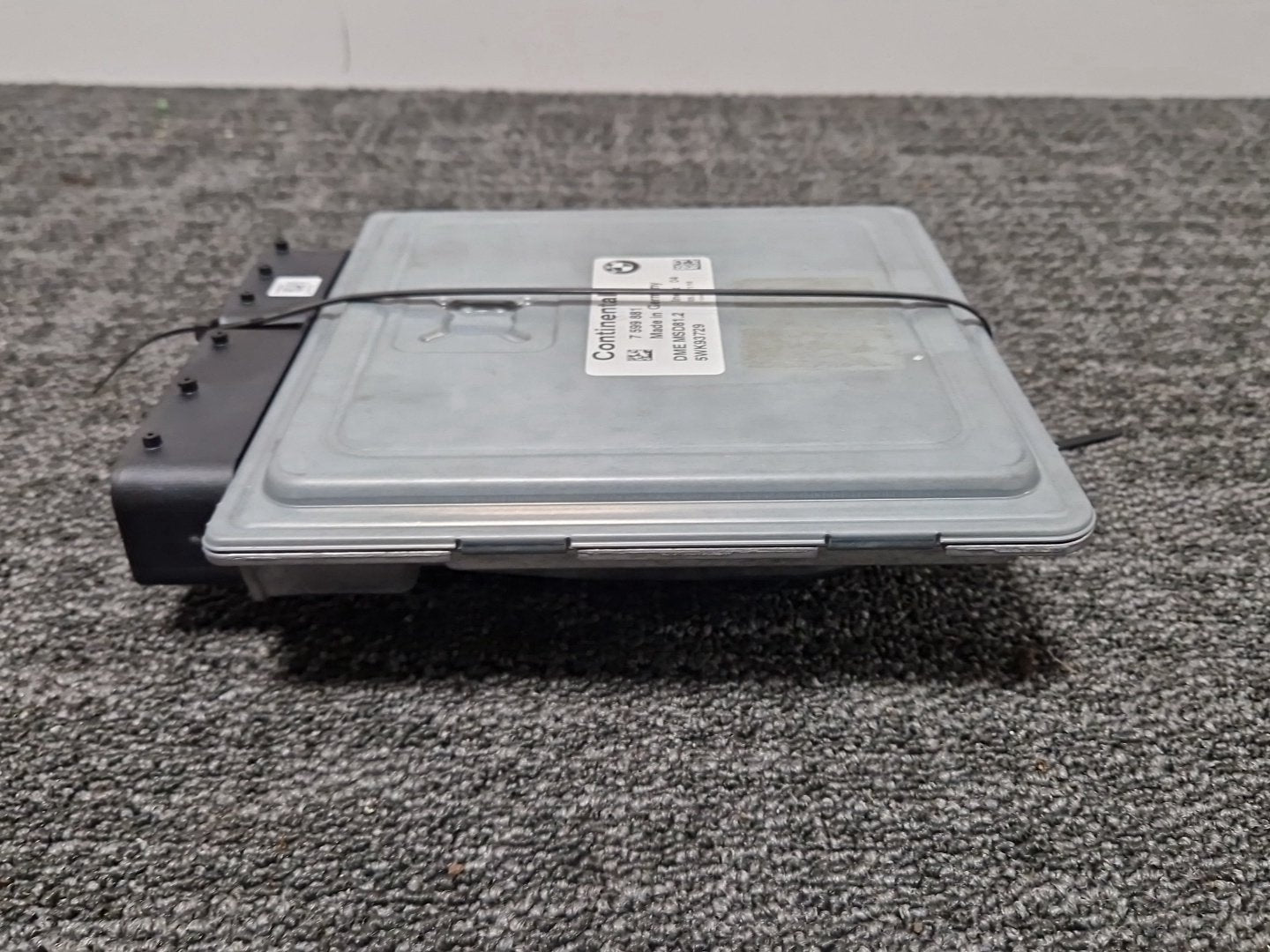BMW 318i E90 Saloon 2.0 Petrol Genuine Engine Control Unit ECU 7599881
