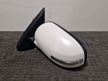 Mitsubishi Outlander PHEV MK3 (RE1) (GG2W) SUV Front Left Door Wing Mirror W13A