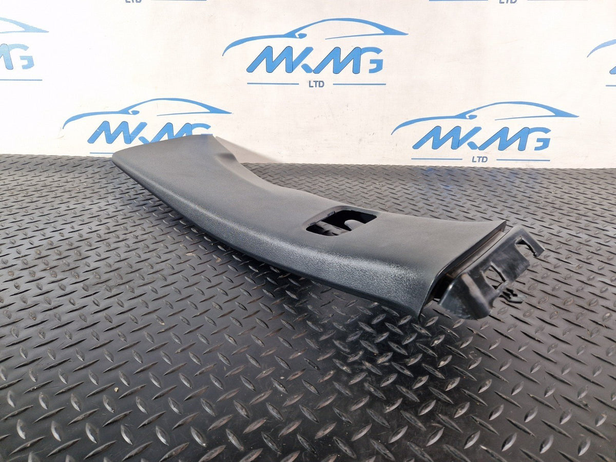 19-ON MERCEDES BENZ B CLASS W247 OEM RIGHT O/S B PILLAR TRIM A2476900400