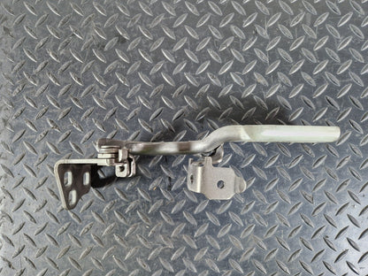 14-23 MERCEDES VITO W447 OEM N/S/F FRONT LEFT BONNET HINGE A4477500051
