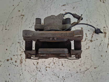 16-19 AUDI A4 B9 GENUINE FRONT LEFT PASSENGER SIDE BRAKE CALIPER 8W05BQ