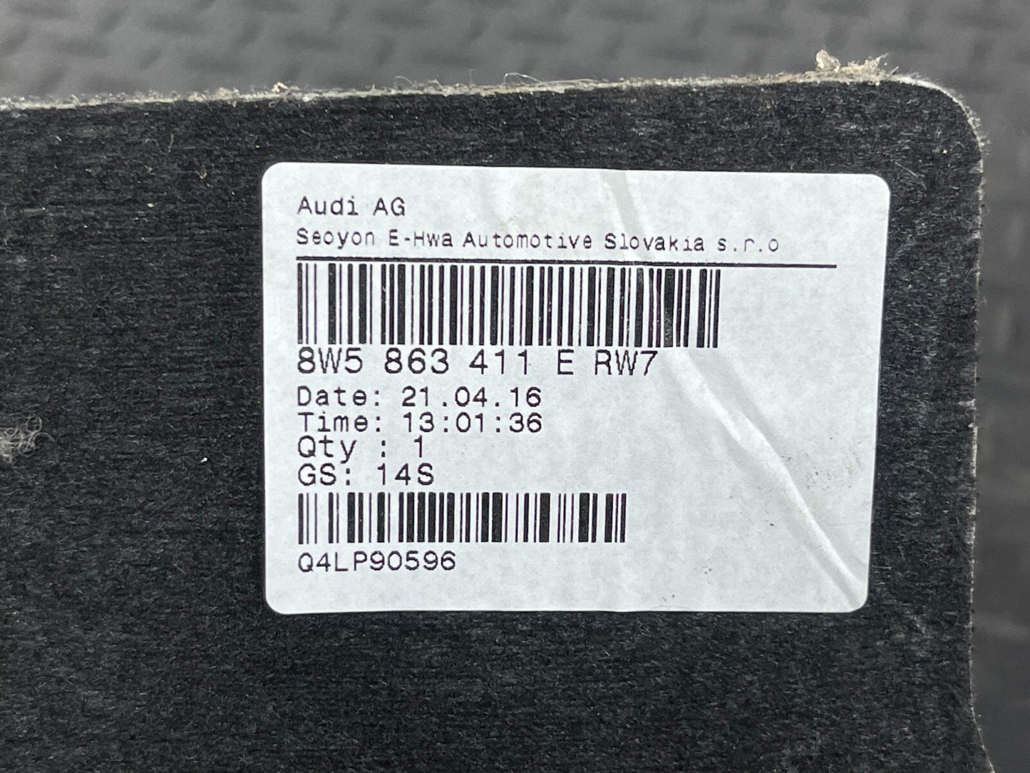 16-19 AUDI A4 B9 SALOON GENUINE REAR PARCEL SHELF LOAD COVER 8W5863411E