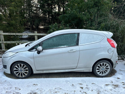 2014 Ford Fiesta MK6 WF0RXXGAKREY26572