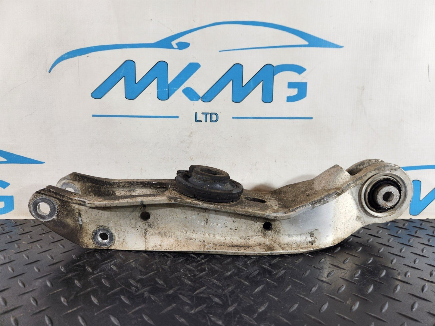 16-20 AUDI Q7 4M 3.0 DIESEL REAR LOWER CONTROL ARM FITS LEFT & RIGHT 4M0505311G