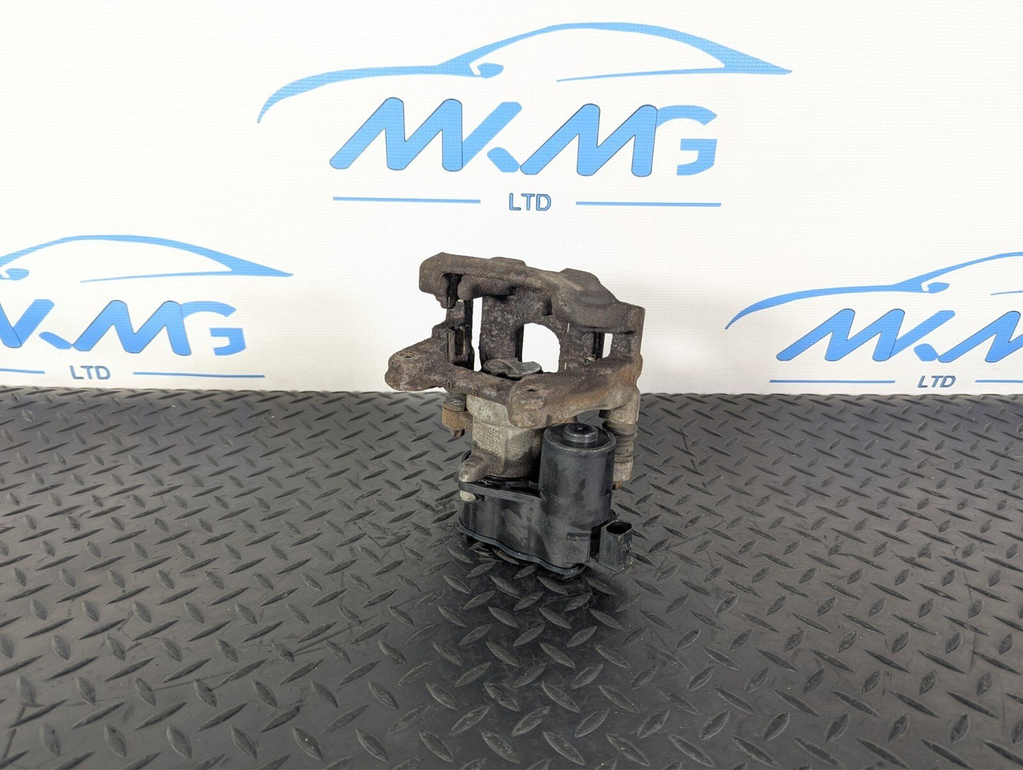 18-ON MERCEDES BENZ A CLASS W177 BRAKE CALIPER REAR RIGHT SIDE A2474230298