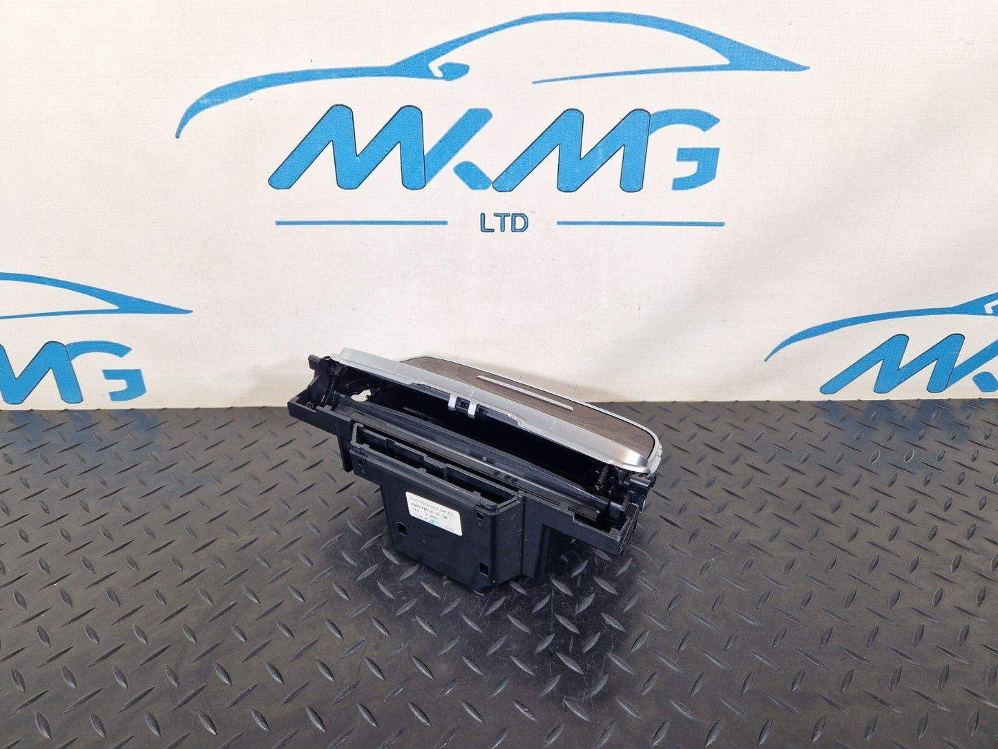 14-21 MERCEDES BENZ W205 CENTER CONSOLE STORAGE COMPARTMENT A2056800110