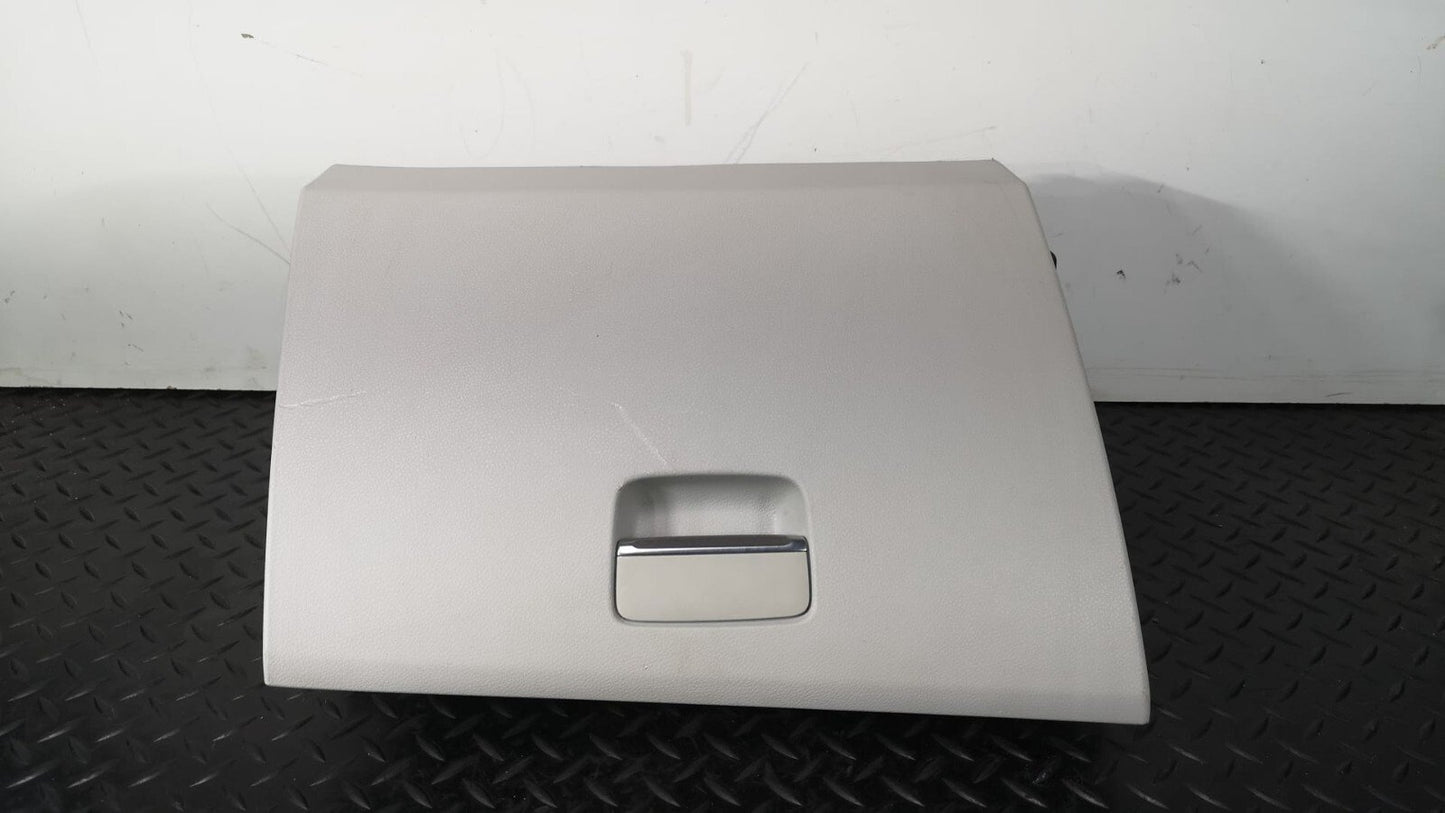 13-19 MERCEDES BENZ CLA W117 C117 GLOVE BOX DASHBOARD STORAGE COMPARTMENT