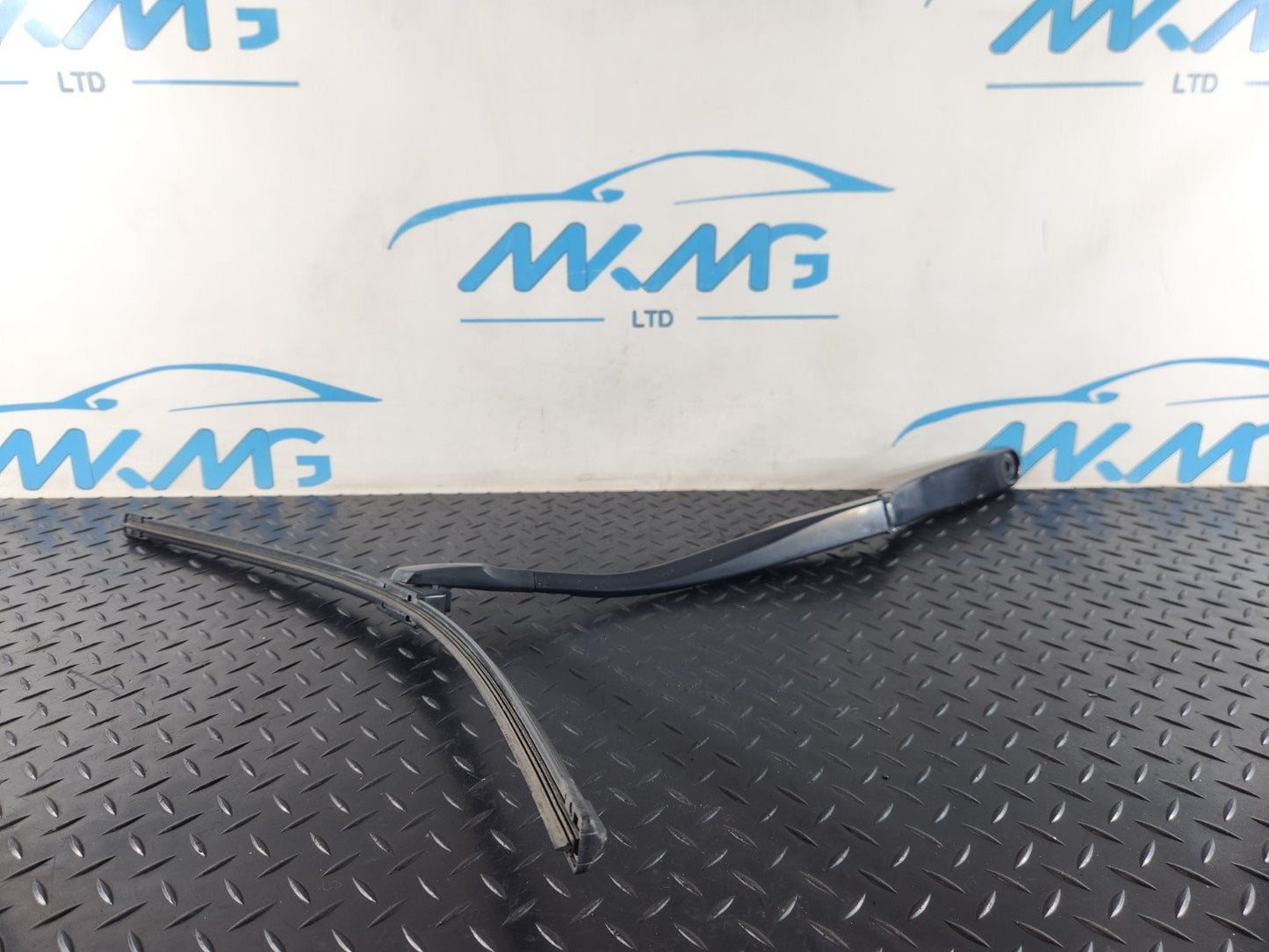 11-18 BMW 6 SERIES F13 FRONT RIGHT O/S WIPER ARM & BLADE 7314526