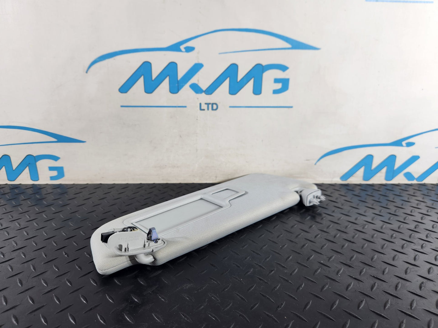 Audi A6 Allroad C7 SUN VISOR FRONT RIGHT DRIVER SIDE OFFSIDE 4G0857552