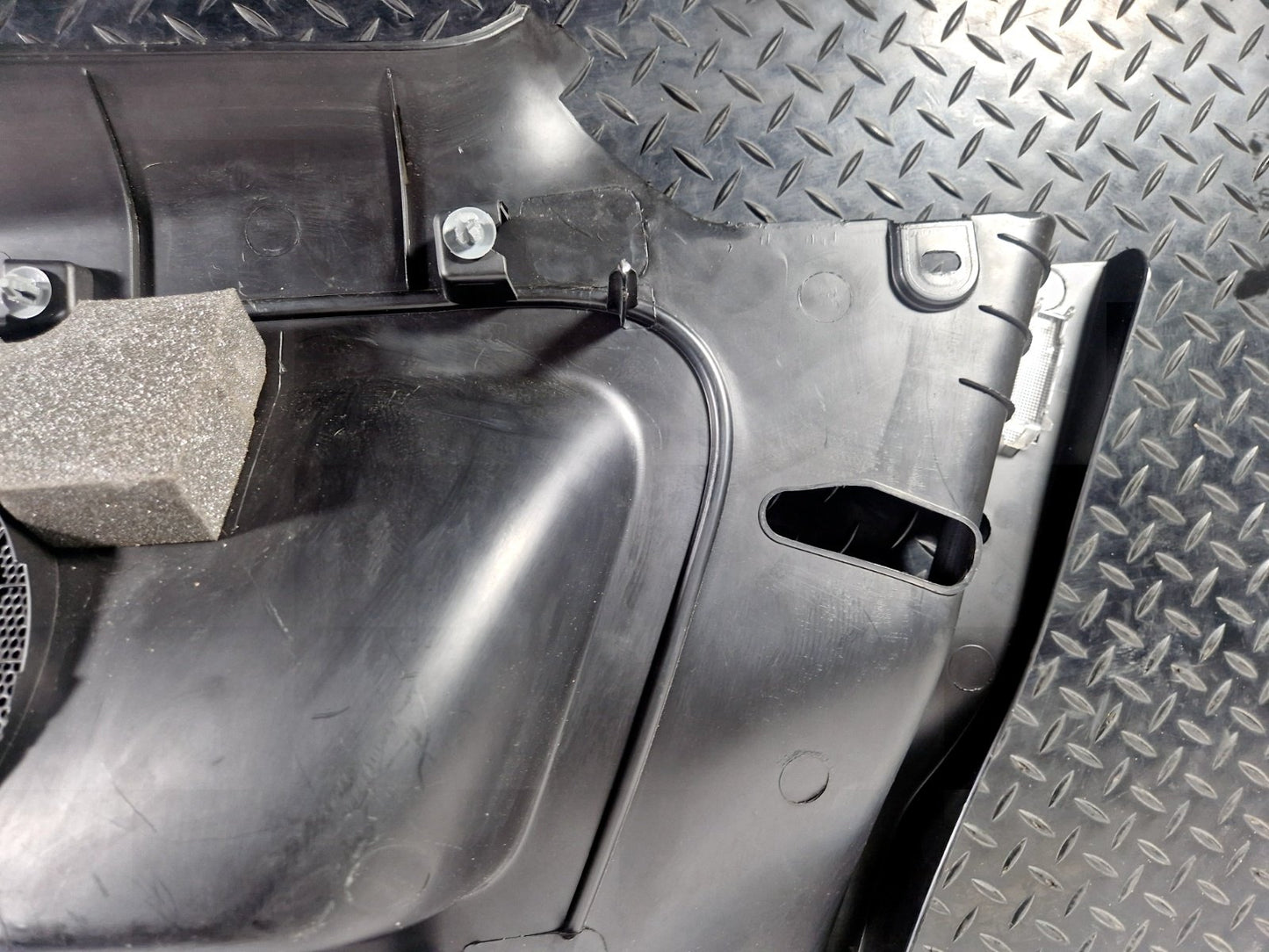 FIAT 500 ABARTH GENUINE REAR LEFT N/S DOOR PANEL TRIM COVER 735427211