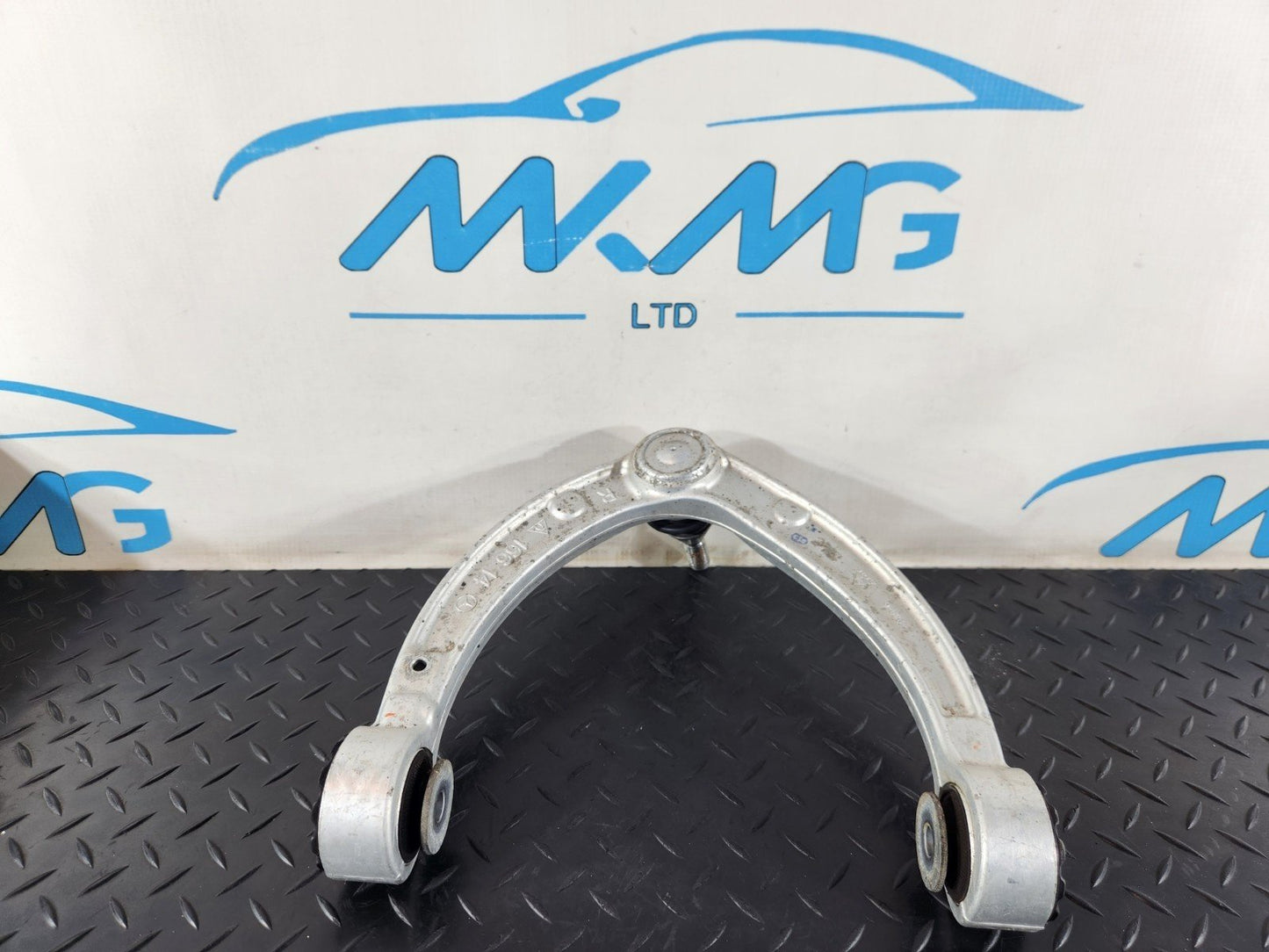 11-19 MERCEDES BENZ ML W166 OEM FRONT RIGHT WISHBONE CONTROL ARM A16614