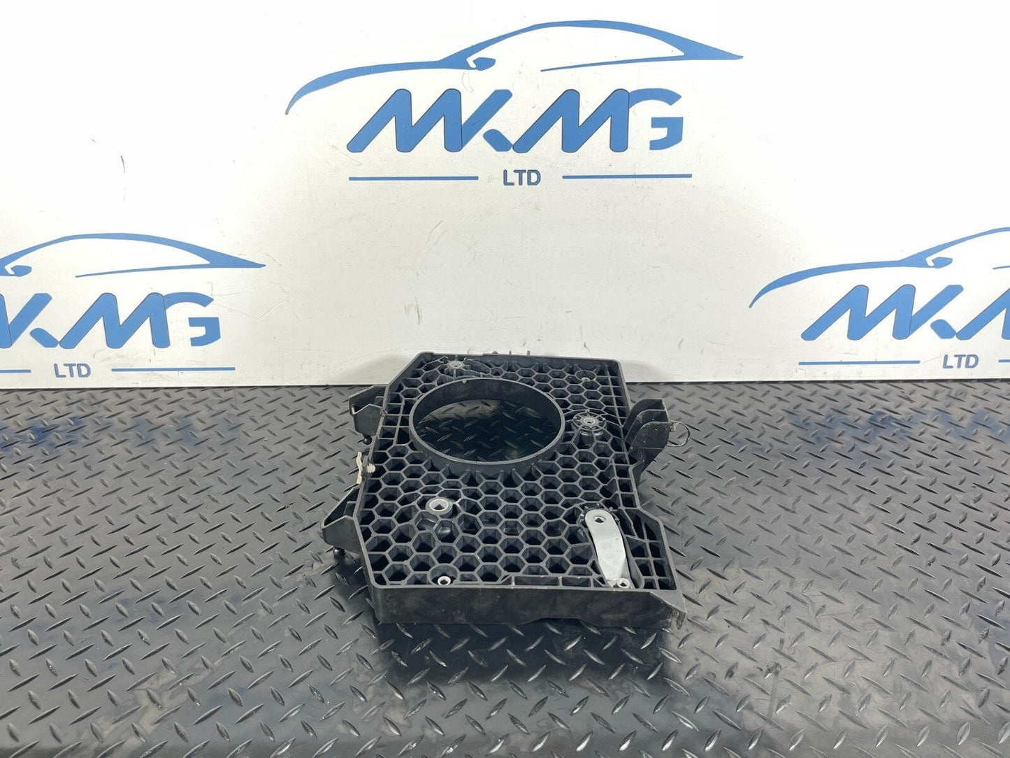 17-20 VW GOLF MK7.5 INVERTER CONVERTER BRACKET 5QE907509
