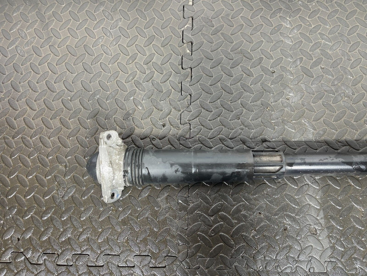 17-20 VW GOLF Electric MK7.5 Rear fits both sides Shock Absorber 5Q0512011MD