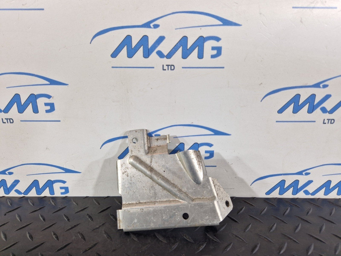 11-19 MERCEDES BENZ ML W166 HEAT SHIELD GEARBOX TRANSMISSION PLATE A2042710088