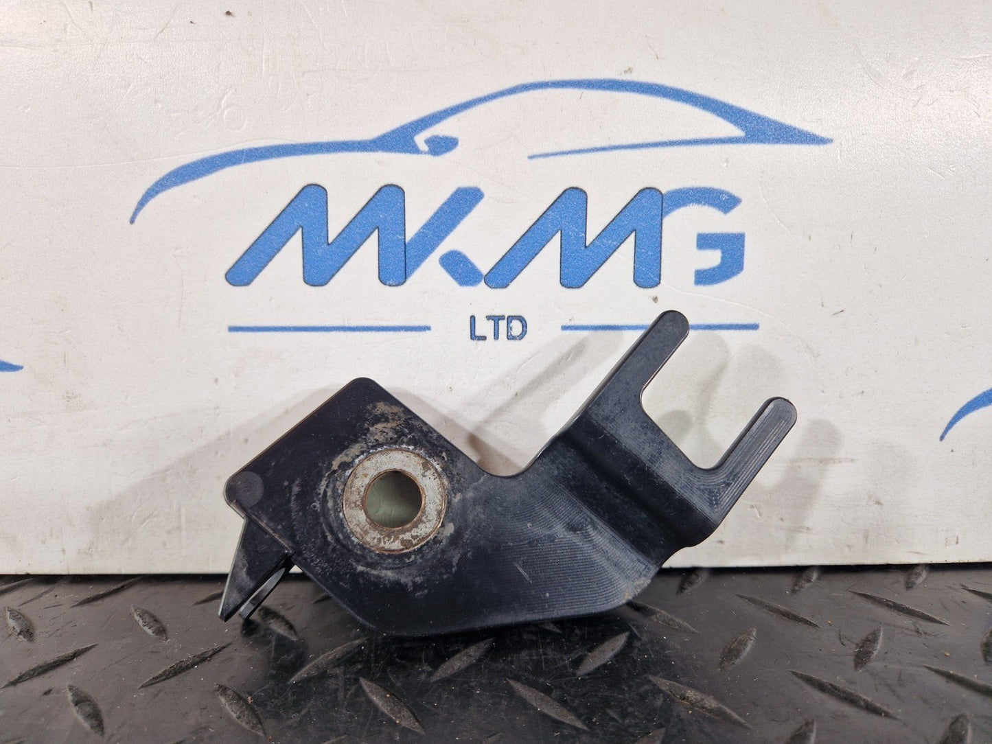 16-19 MERCEDES BENZ GLE W166 GENUINE CAMBER STRUT LEFT BRACKET A1665454540