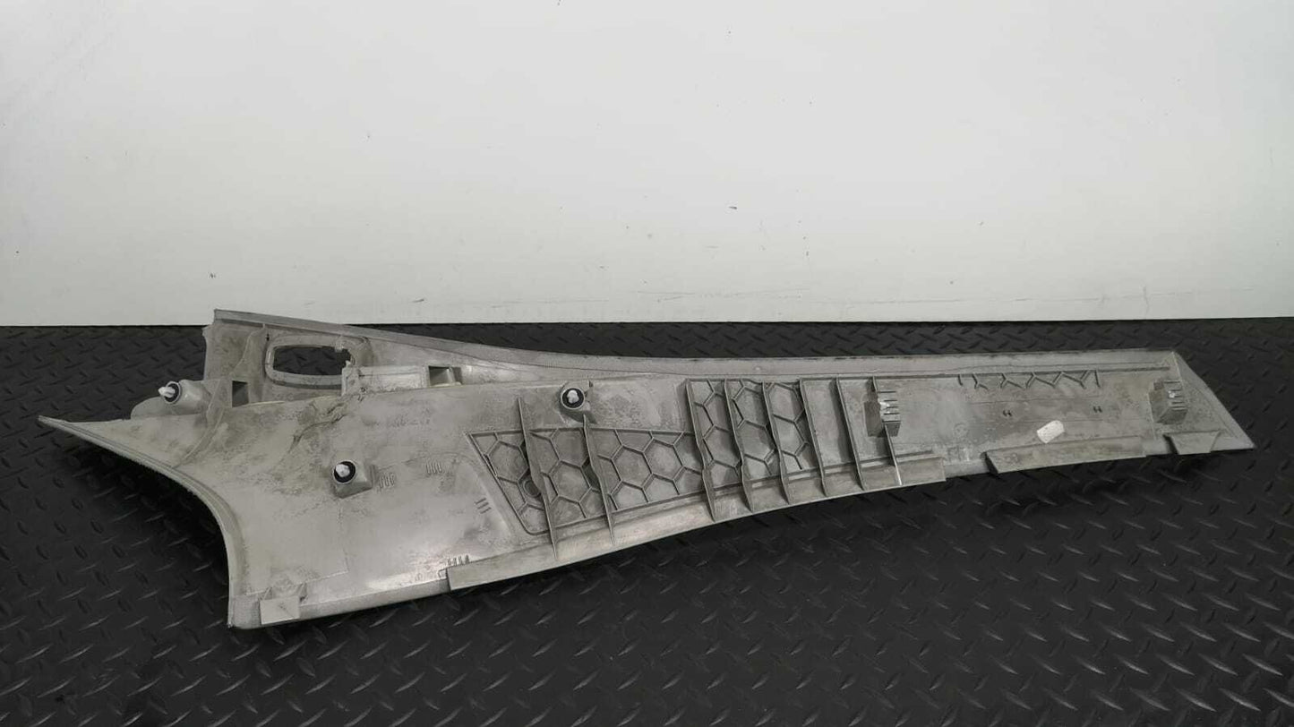 MERCEDES BENZ E-CLASS W212 RAER LEFT PASSNENGER SIDE D PILLAR TRIM A2126900925
