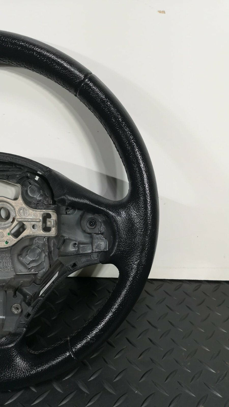 BMW 1 SERIES F20 LCI MULTI FUNCTION STEERING WHEEL LEATHER 62558150
