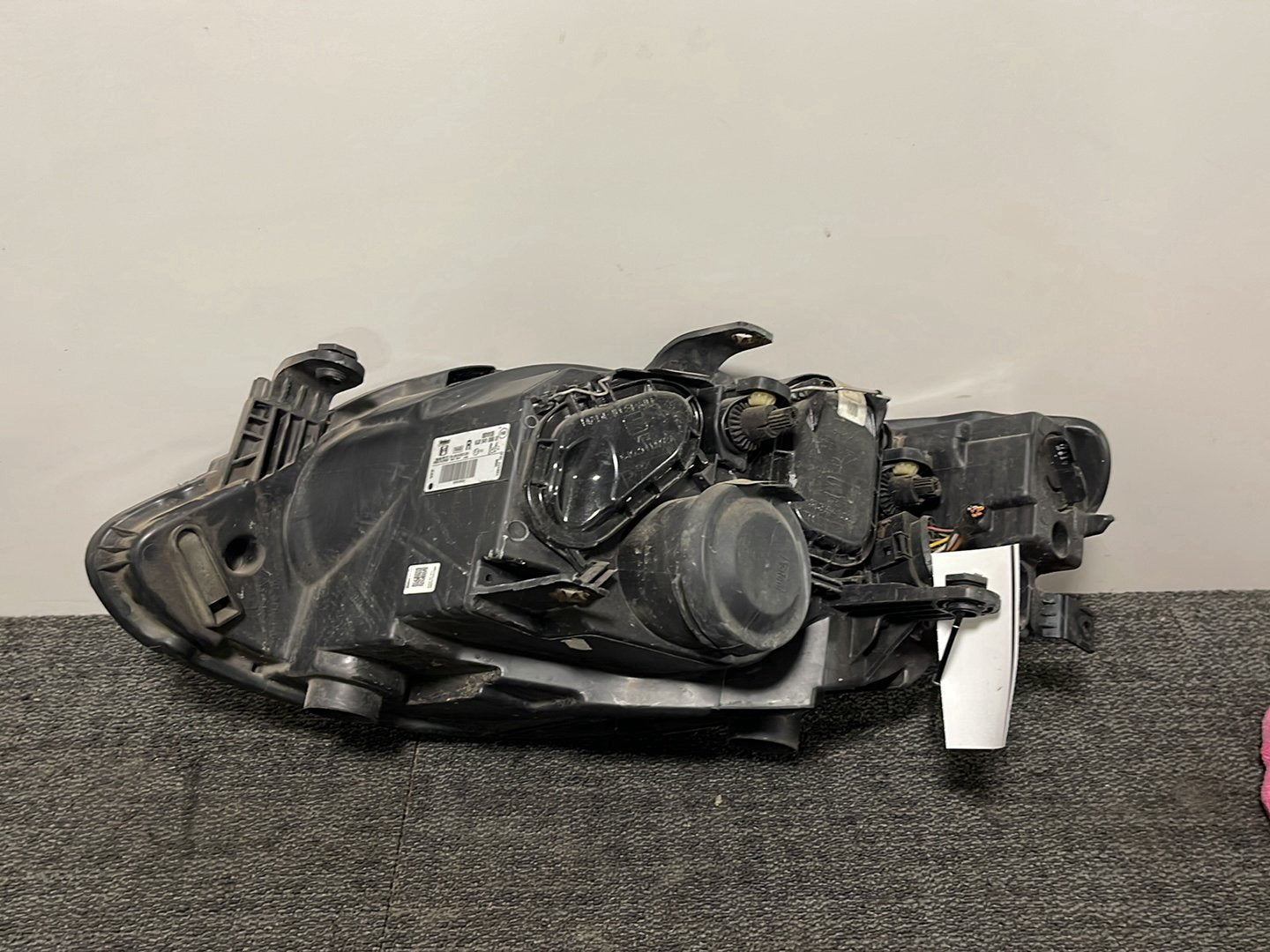 Seat Ibiza MK4 FL- 6J Hatchback Genuine Front Right O/S Headlight 6J2941006D