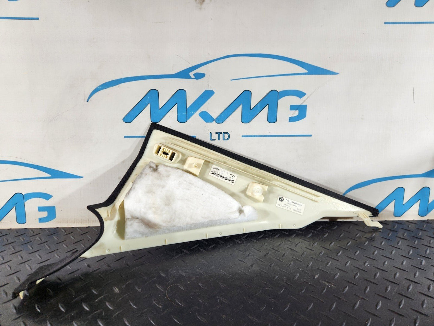11-18 BMW 6 SERIES F13 C PILLAR LEFT N/S COVER TRIM PANEL 8051017