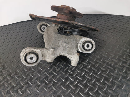 12-18 MERCEDES A B CLA-W176 W246 C117 GENUINE REAR RIGHT O/S WHEEL HUB  A2460406