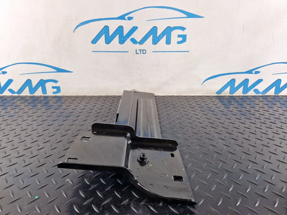 16-19 MERCEDES BENZ GLE W166 REAR LEFT FLOOR MOUNTING BRACKET A1666803931