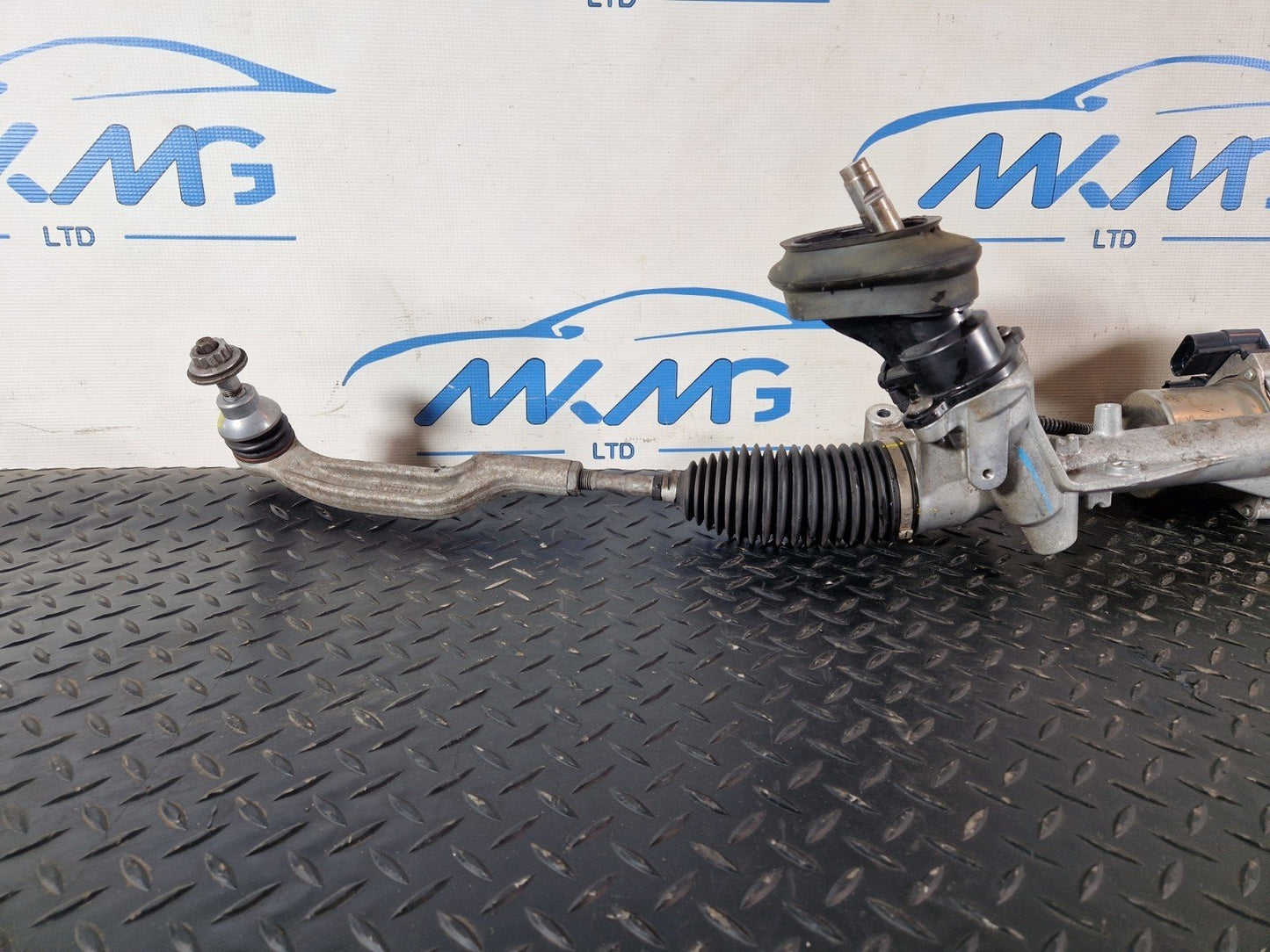 19-ON MERCEDES BENZ B CLASS W247 POWER STEERING RACK A2474608101