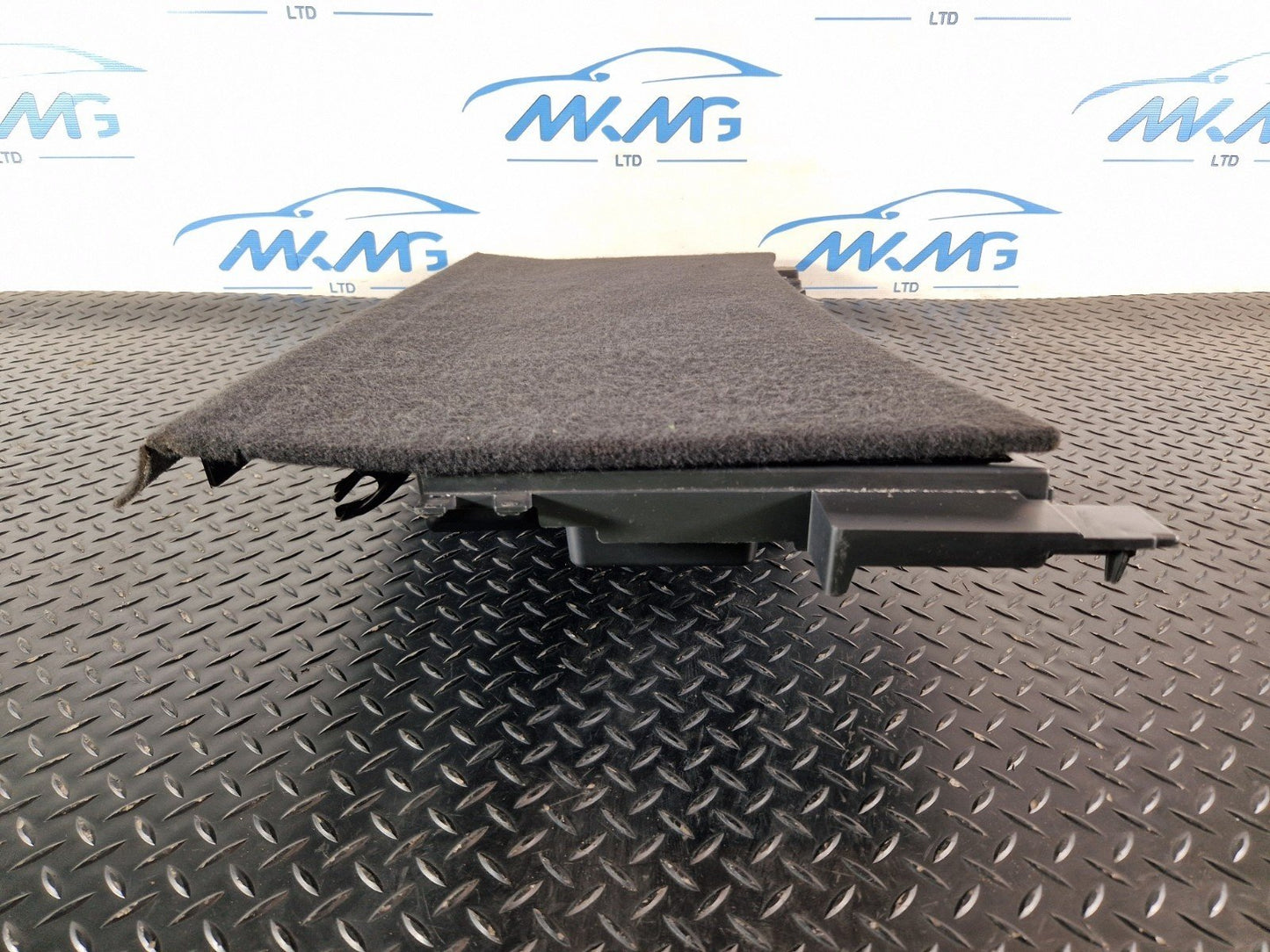 16-19 AUDI A4 B9 ESTATE GENUINE OEM TRUNK BOOT FLOOR CARPET TOOL BOX 8W9861486A