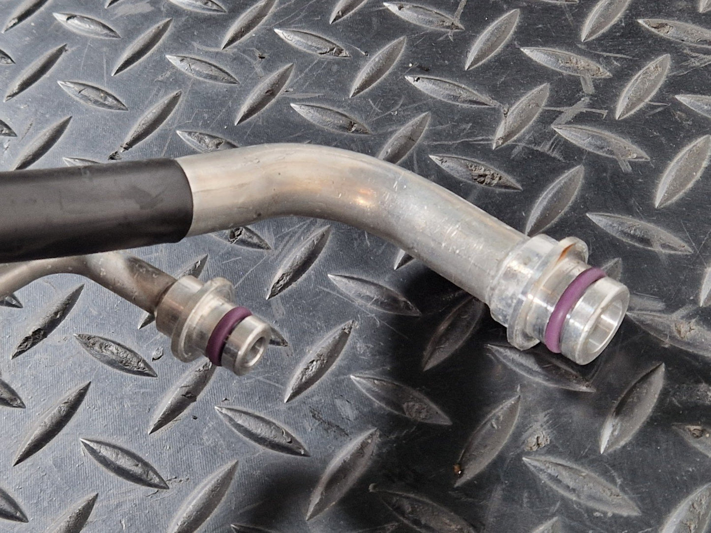 16-20 AUDI Q7 4M GENUINE A/C AIR CON CONDITIONING PIPE HOSE 4M0820339G