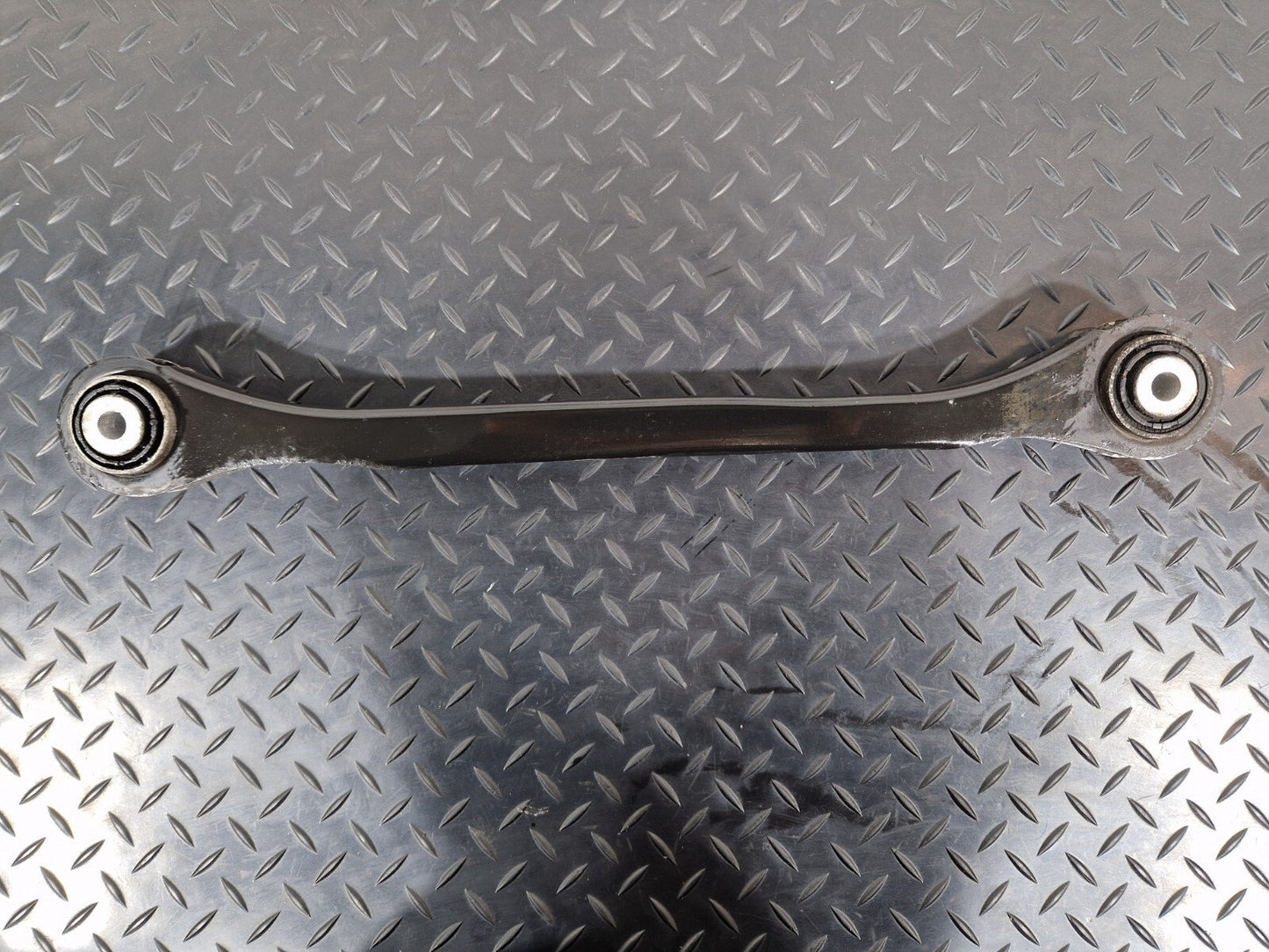 16-24 AUDI A5 F5 CONVERTIBLE REAR RIGHT SIDE TRAILING CONTROL ARM 8W0501530D